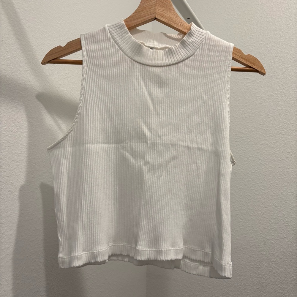 White Ribbed Crop Top